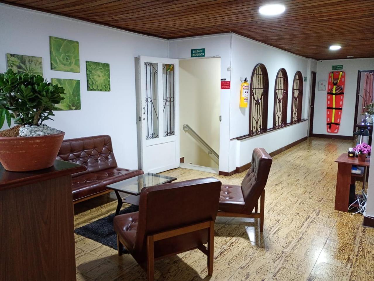 Hotel Alpino Armenia Exterior photo